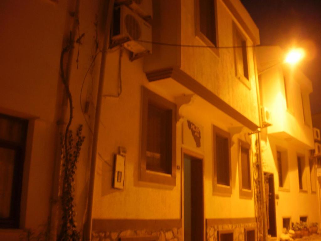 Delos Hotel Бозджаада Экстерьер фото